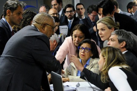 URGENTE: Senado vota Reforma Trabalhista na próxima terça-feira